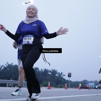 Runner Photo 7353025