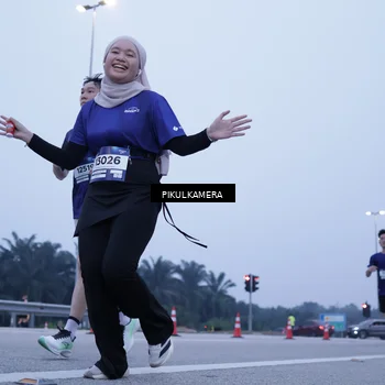Runner Photo 7353029