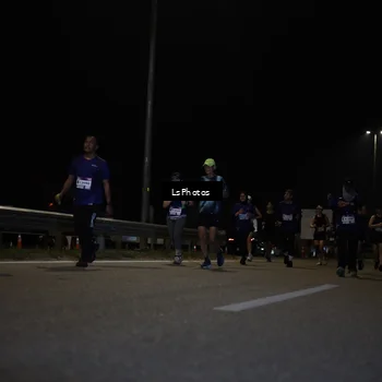 Runner Photo 7353030