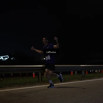 Runner Photo 7353047