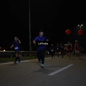 Runner Photo 7353063