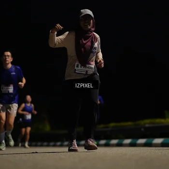 Runner Photo 7353075