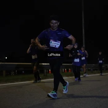 Runner Photo 7353077