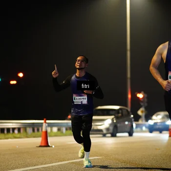 Runner Photo 7353087
