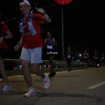 Runner Photo 7353092