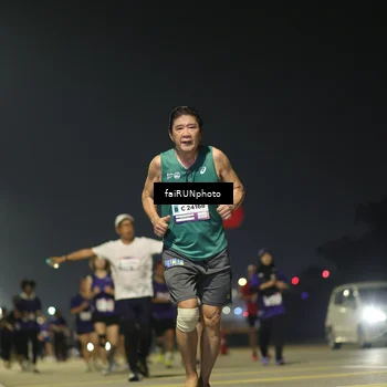 Runner Photo 7353104