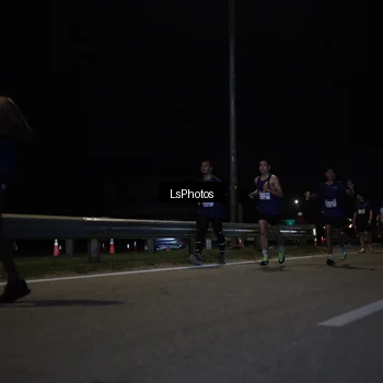 Runner Photo 7353106