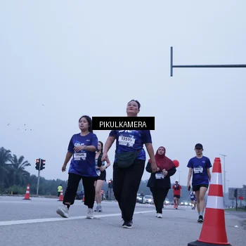 Runner Photo 7353113