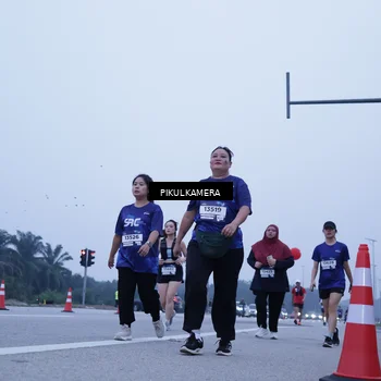 Runner Photo 7353128