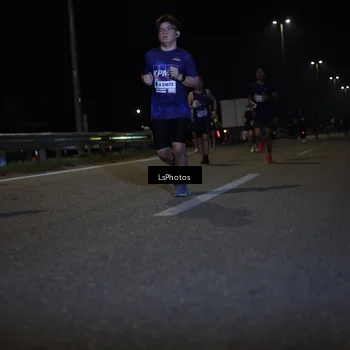 Runner Photo 7353136