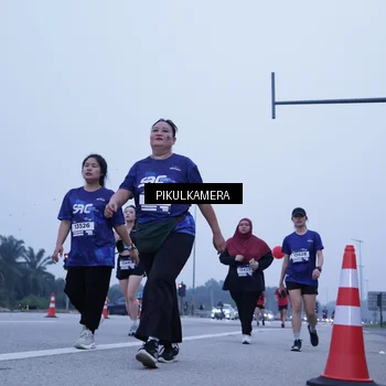 Runner Photo 7353145
