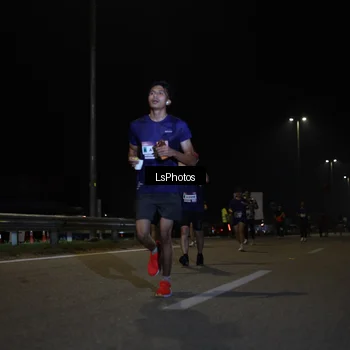 Runner Photo 7353147