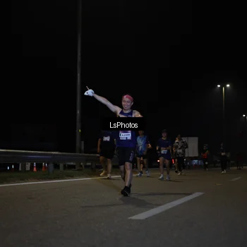 Runner Photo 7353156