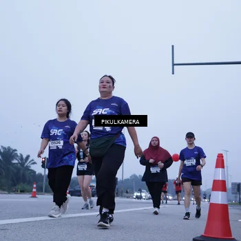 Runner Photo 7353175