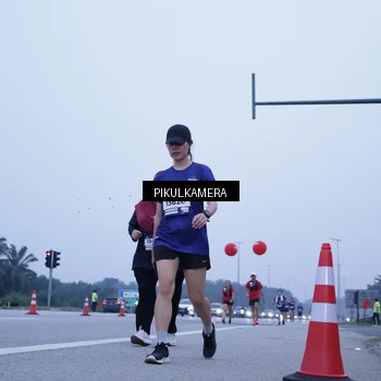 Runner Photo 7353187