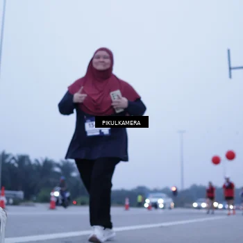 Runner Photo 7353281