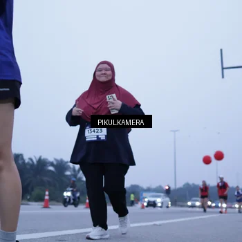 Runner Photo 7353303
