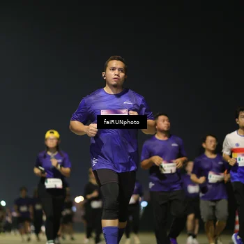Runner Photo 7353308