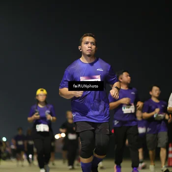 Runner Photo 7353312