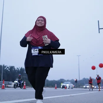 Runner Photo 7353329