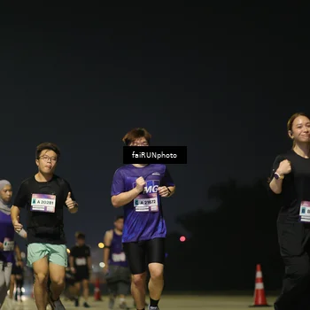 Runner Photo 7353352