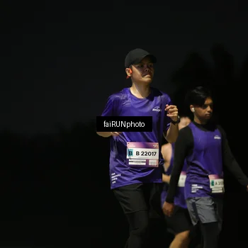 Runner Photo 7353437