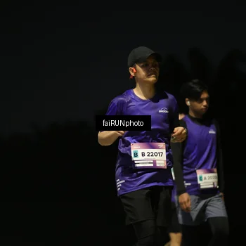 Runner Photo 7353439
