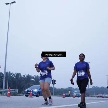Runner Photo 7353473