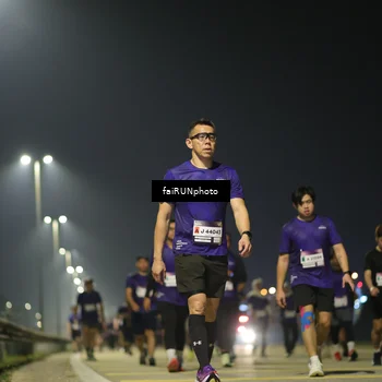 Runner Photo 7353481