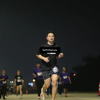 Runner Photo 7353523