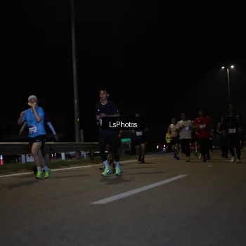 Runner Photo 7353528