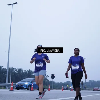 Runner Photo 7353530