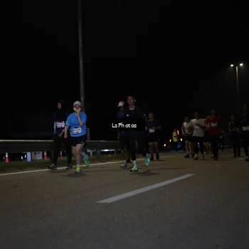 Runner Photo 7353549