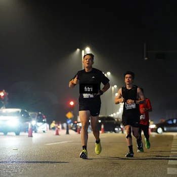 Runner Photo 7353551