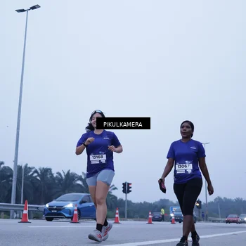 Runner Photo 7353555