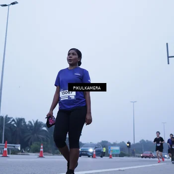 Runner Photo 7353580