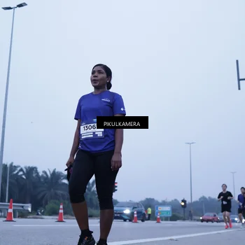 Runner Photo 7353605