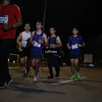 Runner Photo 7353647