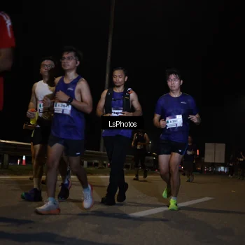 Runner Photo 7353648