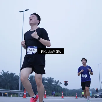 Runner Photo 7353652