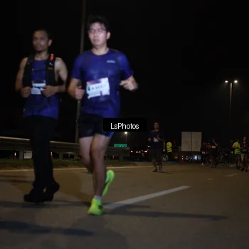 Runner Photo 7353657
