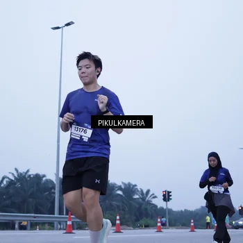 Runner Photo 7353681