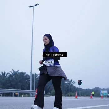 Runner Photo 7353711