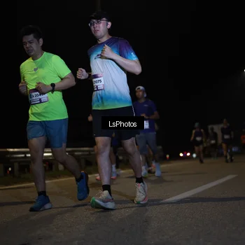 Runner Photo 7353714