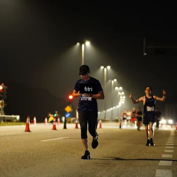 Runner Photo 7353715