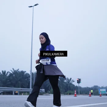 Runner Photo 7353721