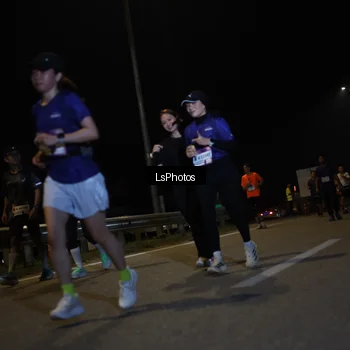 Runner Photo 7353754