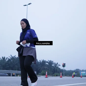 Runner Photo 7353757