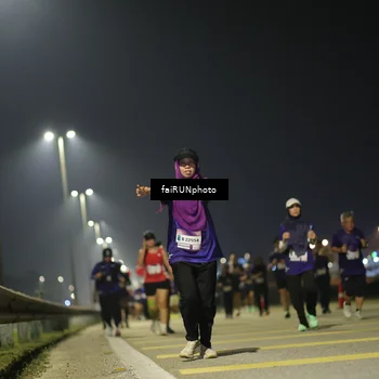 Runner Photo 7353765