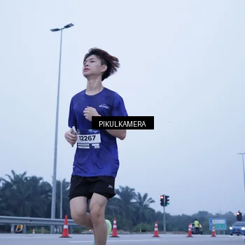 Runner Photo 7353767